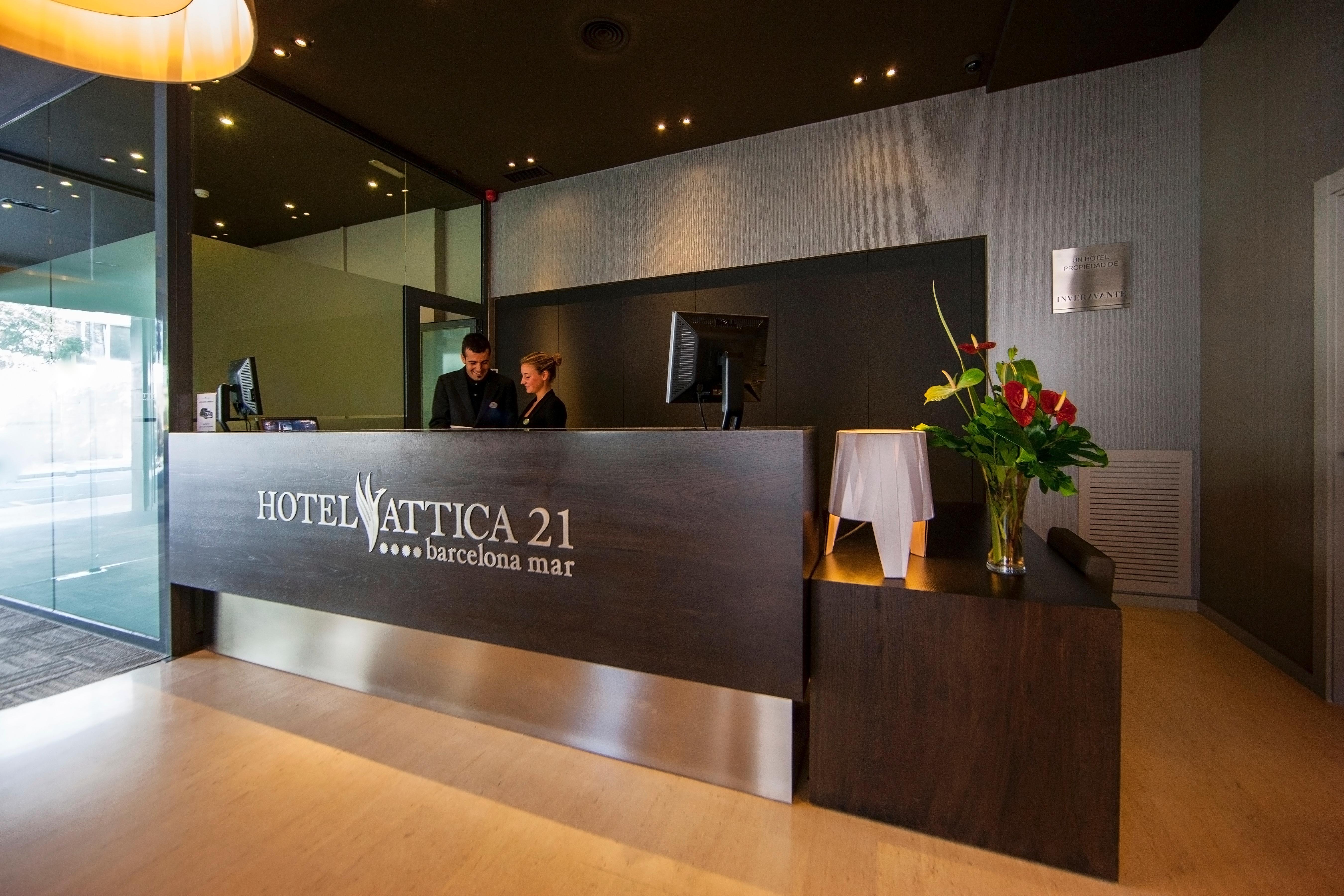 Attica 21 Mar Hotel 4*