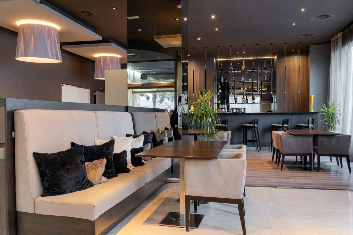 Hotel Attica 21 Mar