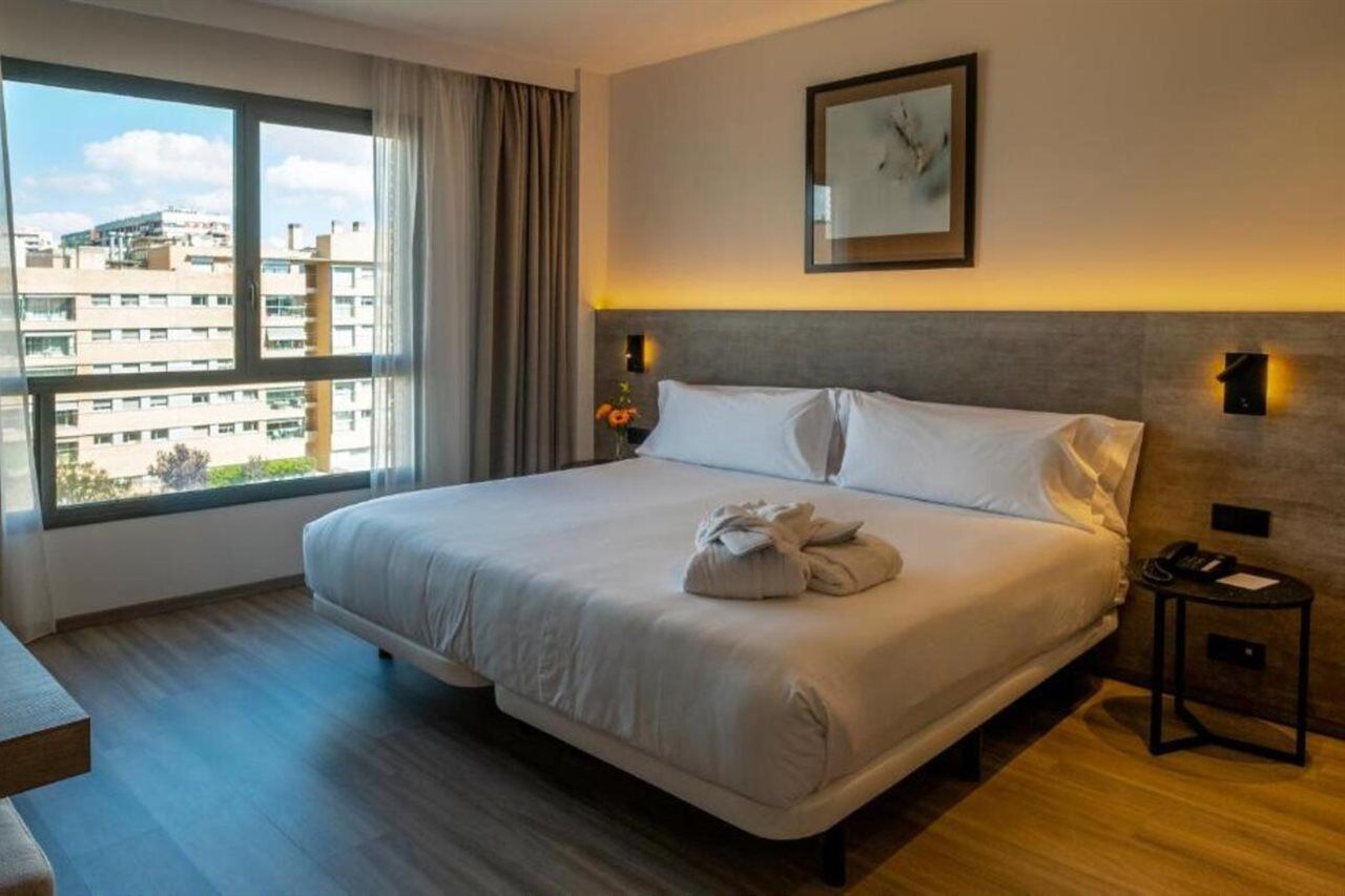 Attica 21 Mar Hotel 4*