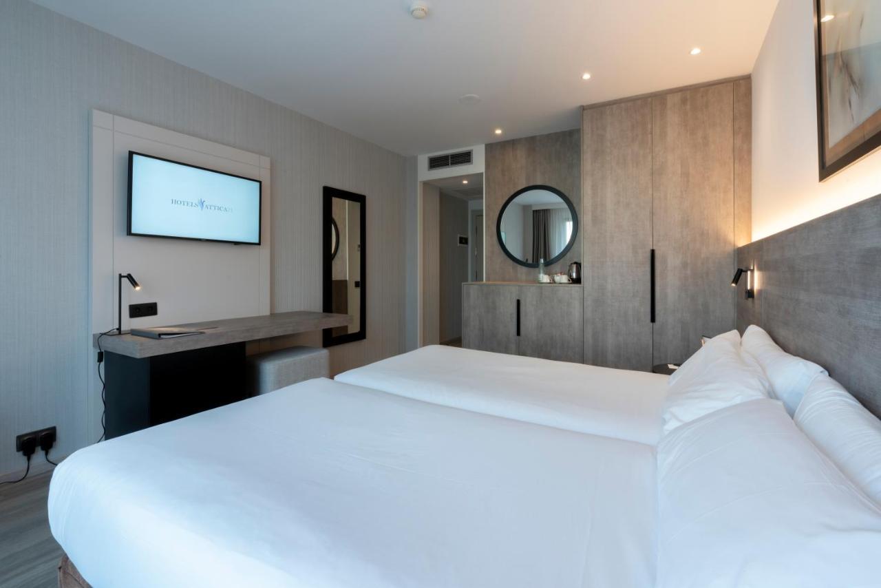 Hotel Attica 21 Mar